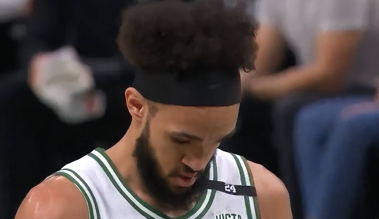  德罗巴巅峰对决，字母哥与70激战篮网分钟，赛事规则更新胜负难料！