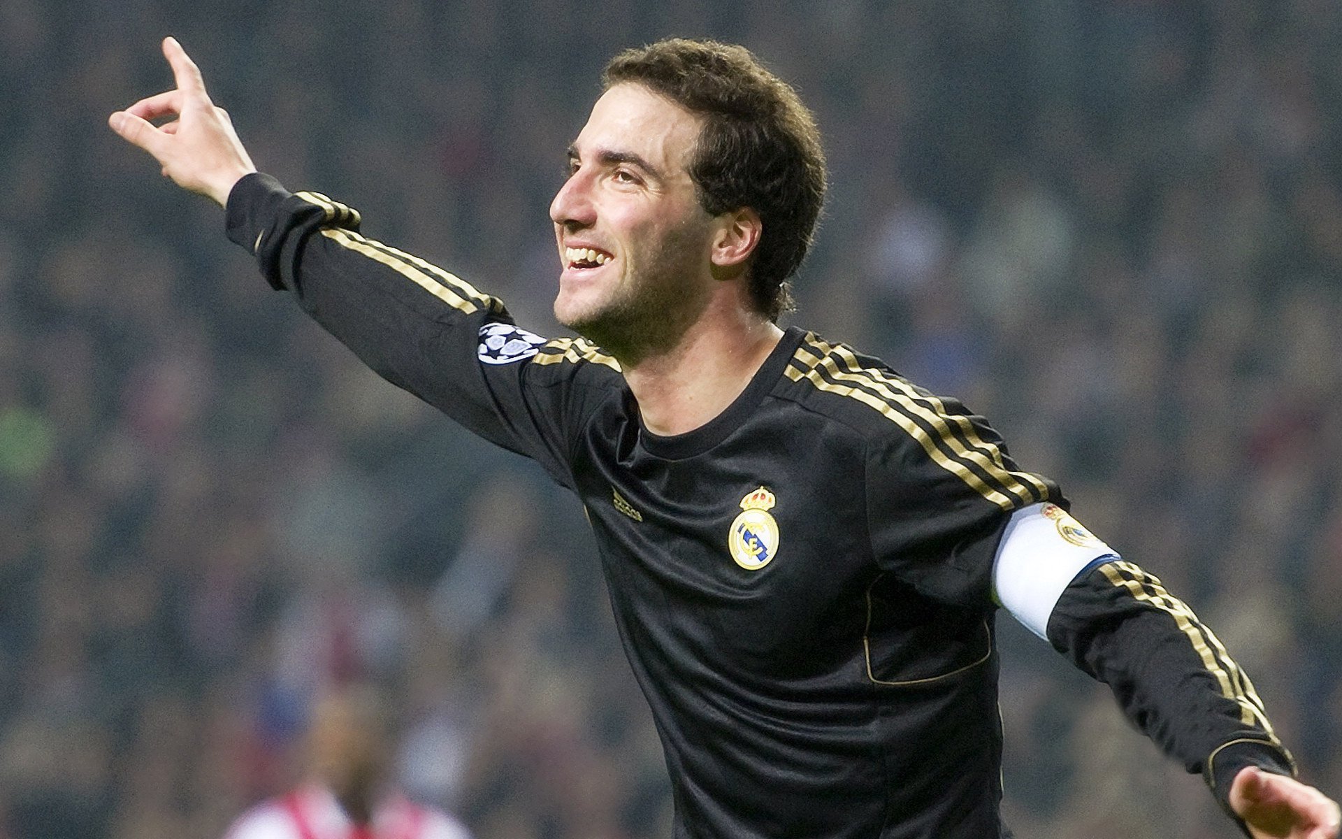 穆古鲁扎赛事官方发布回归赛场新规，SKT争议不断！